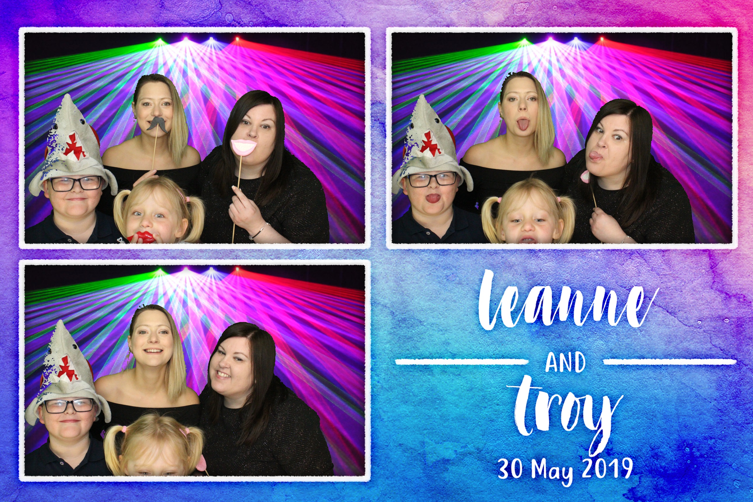 Leanne & Troy's Wedding  | View more photos from the event at images.mobile-photo-booth.com/u/MobilePhotoBoothUK/Leanne-Troys-Wedding